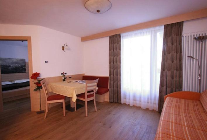 Residence Garni Stella San Vigilio Di Marebbe Bagian luar foto